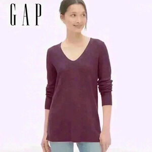 GAP Textured V-Neck Tunic Wool Pullover Sweater